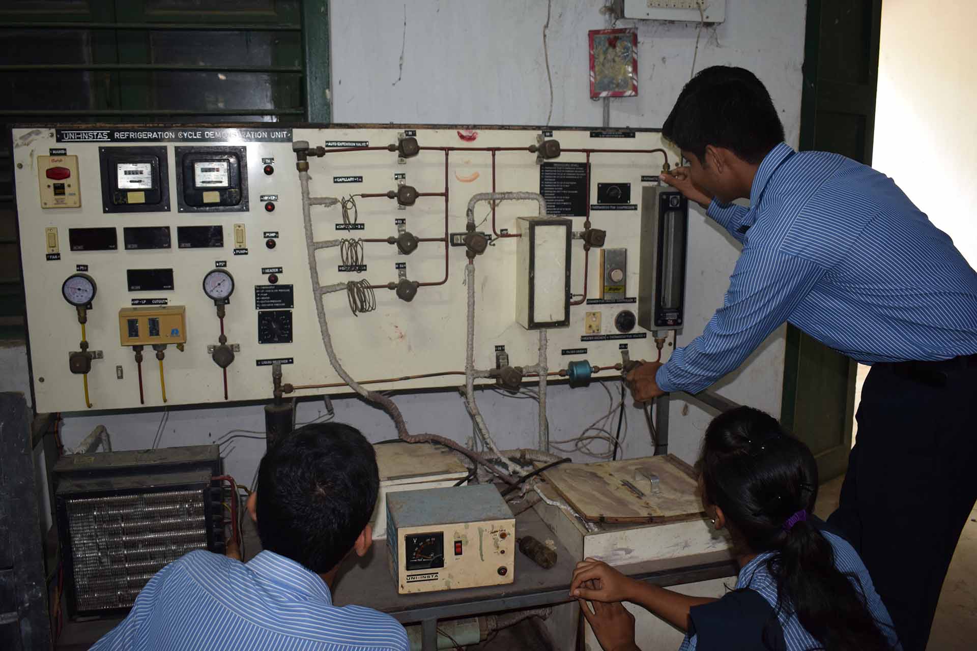 MECHANICAL ENGINEERING LABORATORY